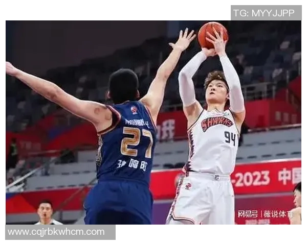 广州足球队以99分领跑世界锦标赛积分榜展现强大实力