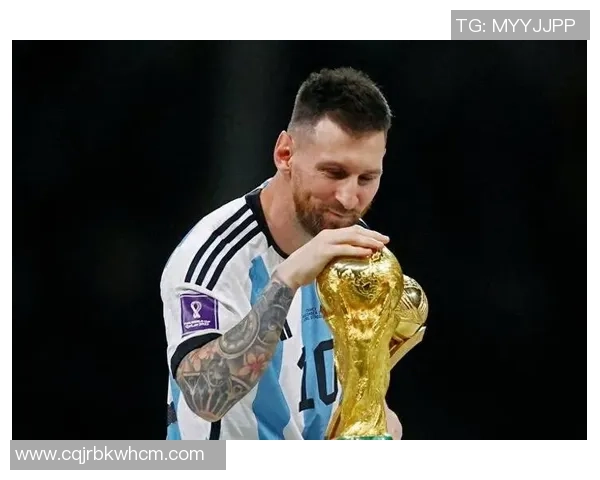 足球明星中最年轻的球员是谁他在多大年龄成名的 足球明星中最年轻的球员是谁他在多大年龄成名的