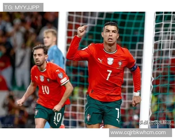 足球明星卷入敲诈勒索丑闻引发公众热议与媒体关注 足球明星卷入敲诈勒索丑闻引发公众热议与媒体关注